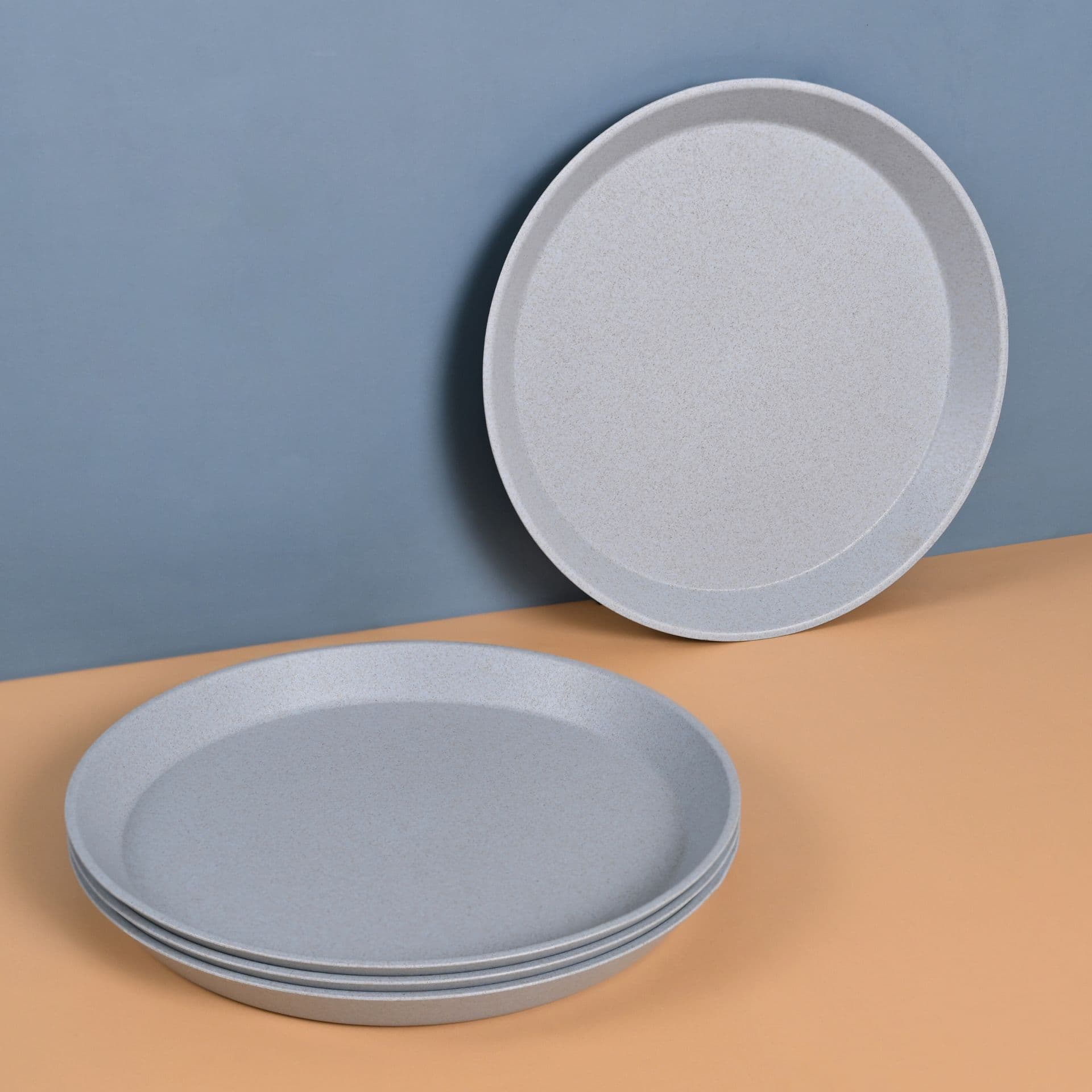 kids plate set for travel made with biocomposites - Thulira sustainable product